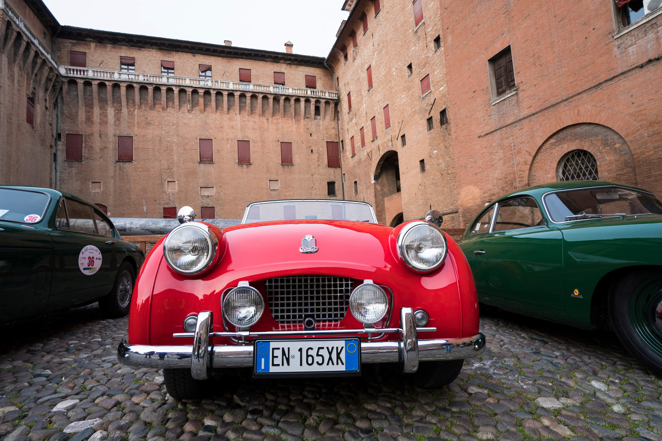Renting cars in Lucca Tuscany