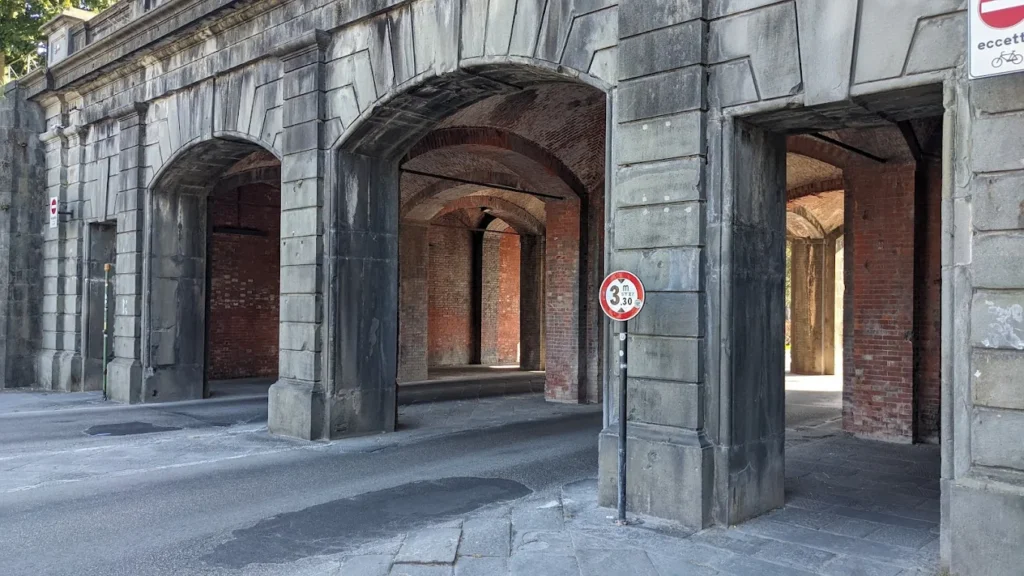 Porta Sant'Anna in Lucca