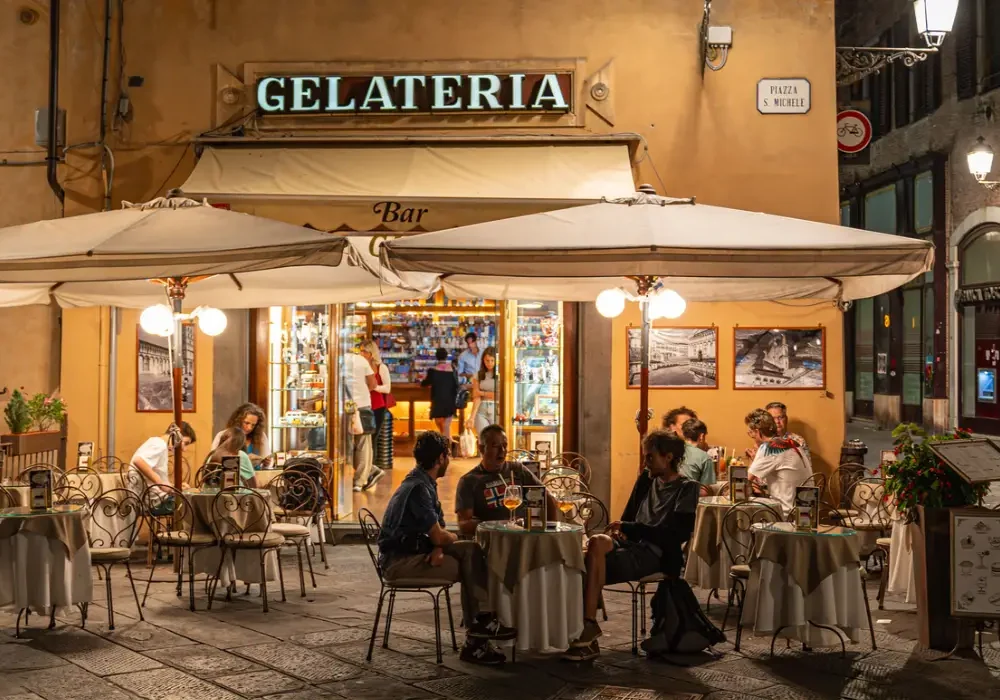 holidays to lucca tuscany