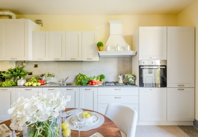 Apartment in Lucca - The Arnolfini Portrait Apartment Apartment in Lucca - The Arnolfini Portrait Apartment