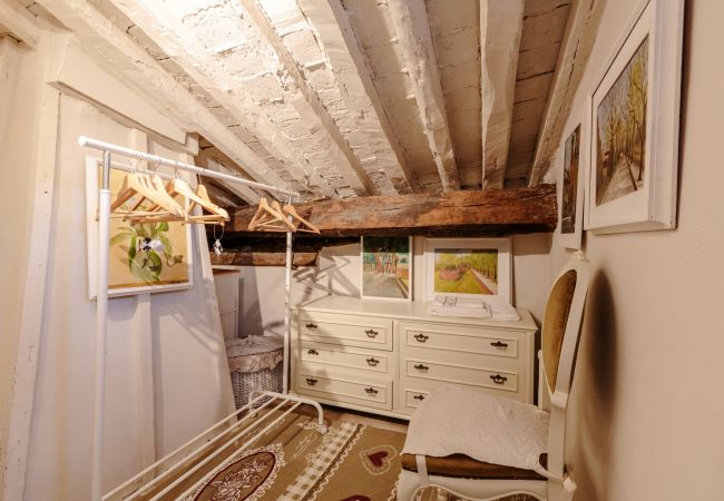 Apartment in Lucca - Casa Uccellini Apartment in Lucca - Casa Uccellini