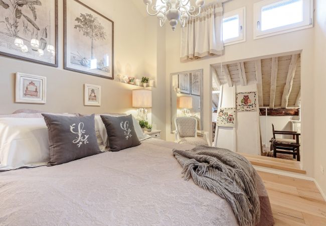 Apartment in Lucca - Casa Uccellini Apartment in Lucca - Casa Uccellini