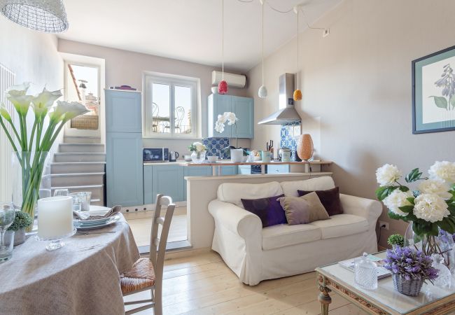 Apartment in Lucca - Casa Margherita Residenze Seicento