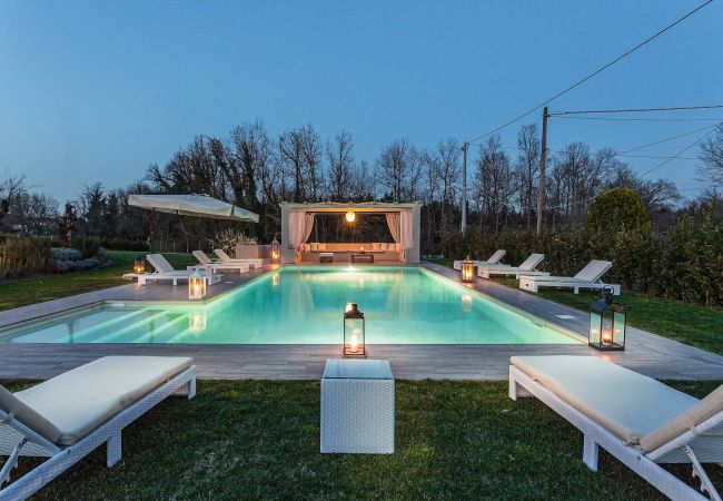 Villa in Orentano - Villa Otto Villa in Orentano - Villa Otto