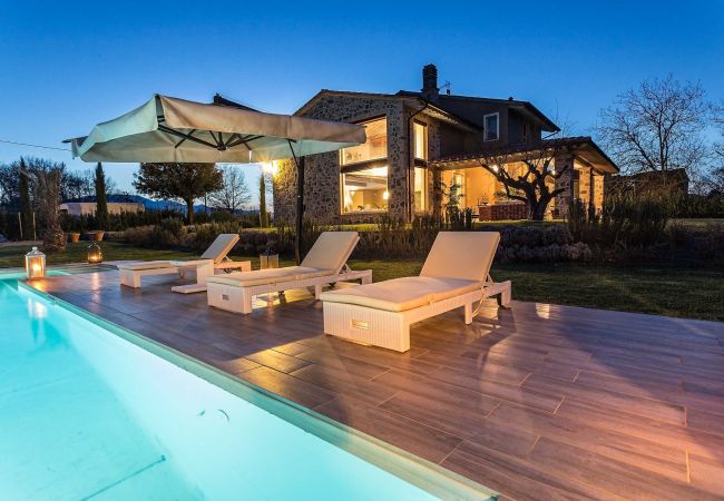 Villa in Orentano - Villa Otto Villa in Orentano - Villa Otto