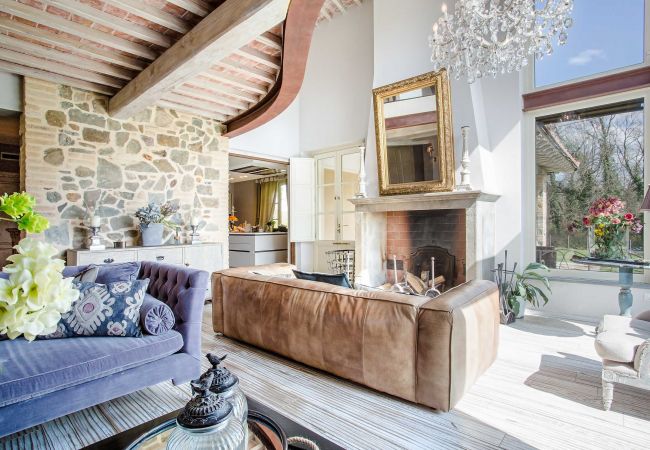 Villa in Orentano - Villa Otto Villa in Orentano - Villa Otto