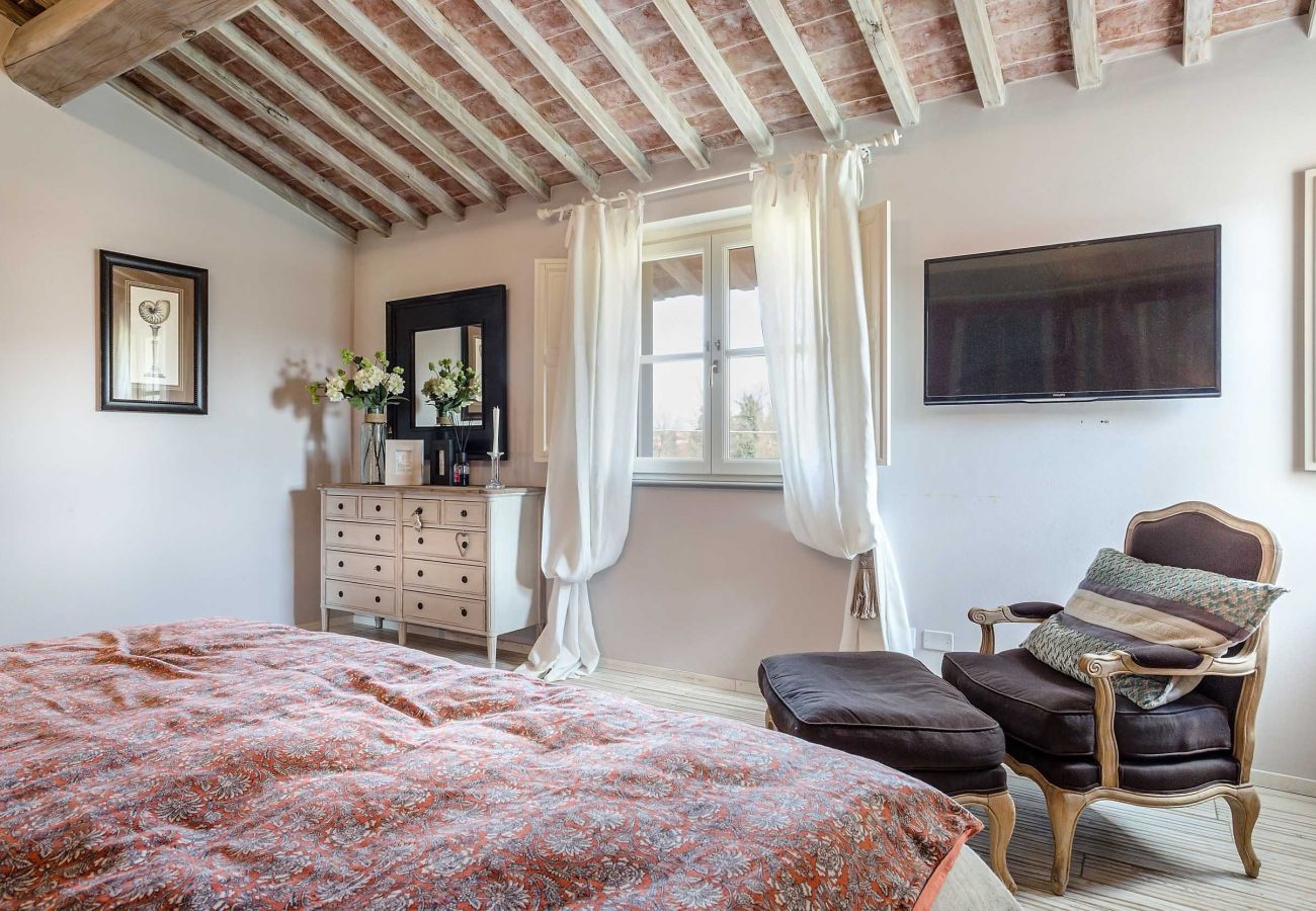 Villa in Orentano - Villa Otto Villa in Orentano - Villa Otto
