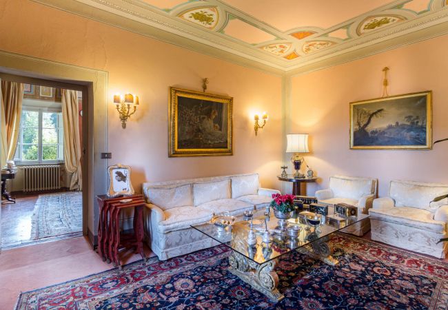 Villa in Lucca - Villa Rosita Villa in Lucca - Villa Rosita