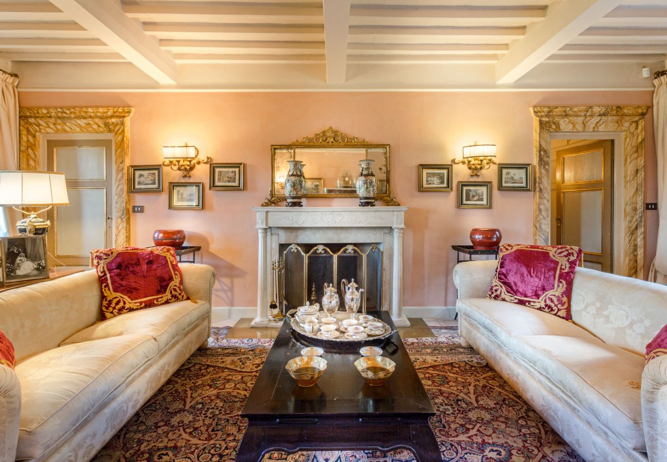 Villa in Lucca - Villa Rosita Villa in Lucca - Villa Rosita