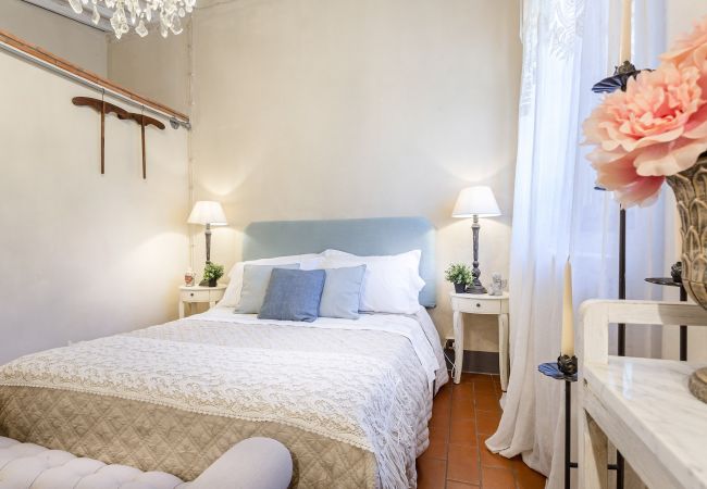 Villa in Uzzano - Rosyabate Cottage Villa in Uzzano - Rosyabate Cottage