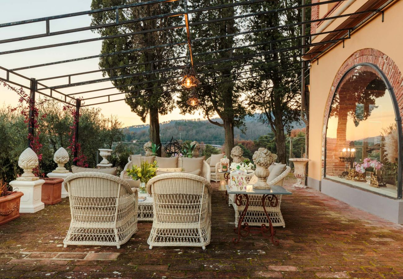 Villa in Maggiano - Villa Medea Villa in Maggiano - Villa Medea