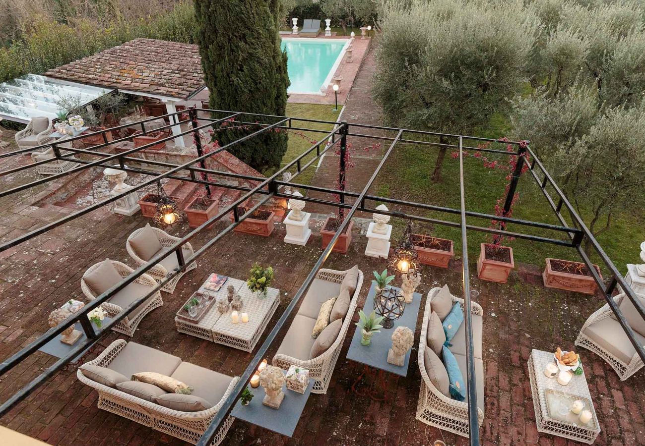 Villa in Maggiano - Villa Medea Villa in Maggiano - Villa Medea