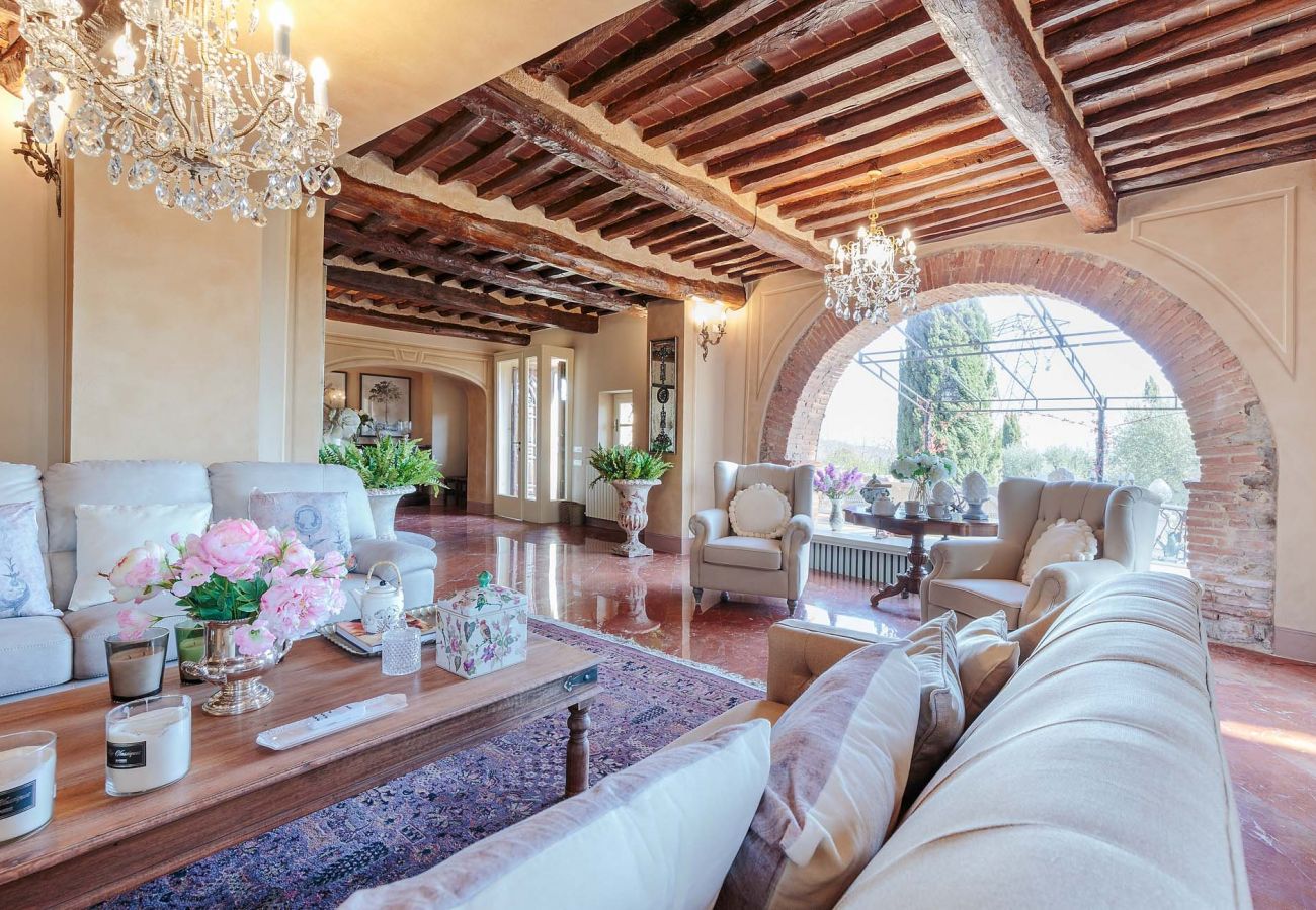Villa in Maggiano - Villa Medea Villa in Maggiano - Villa Medea