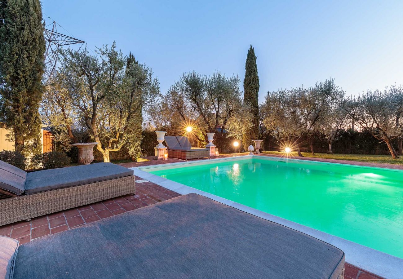 Villa in Maggiano - Villa Medea Villa in Maggiano - Villa Medea