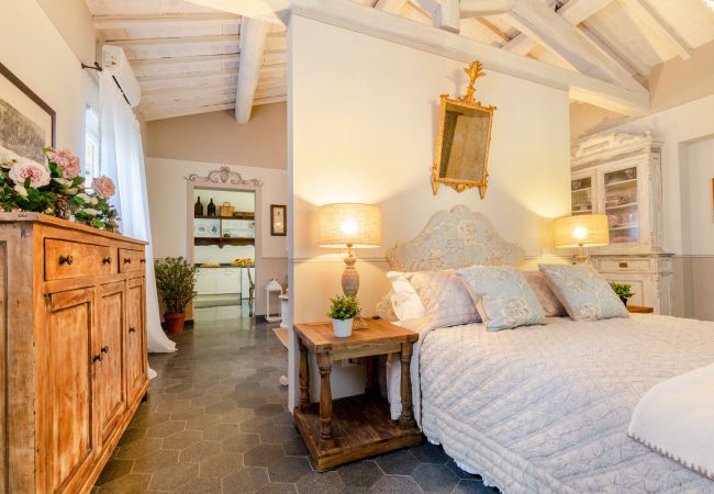 Villa in Pescia - Cottage Nanni Villa in Pescia - Cottage Nanni