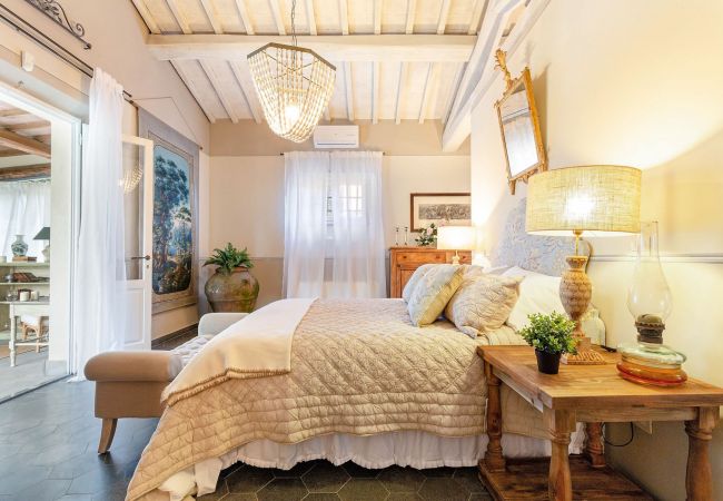 Villa in Pescia - Cottage Nanni Villa in Pescia - Cottage Nanni