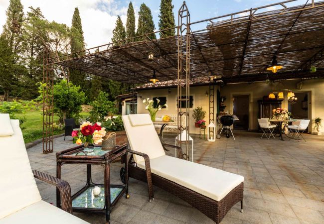 Villa in Pescia - Cottage Nanni Villa in Pescia - Cottage Nanni