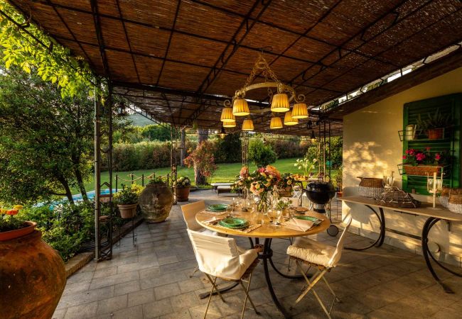 Villa in Pescia - Cottage Nanni Villa in Pescia - Cottage Nanni