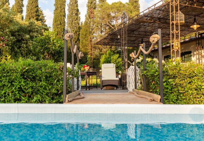 Villa in Pescia - Cottage Nanni Villa in Pescia - Cottage Nanni