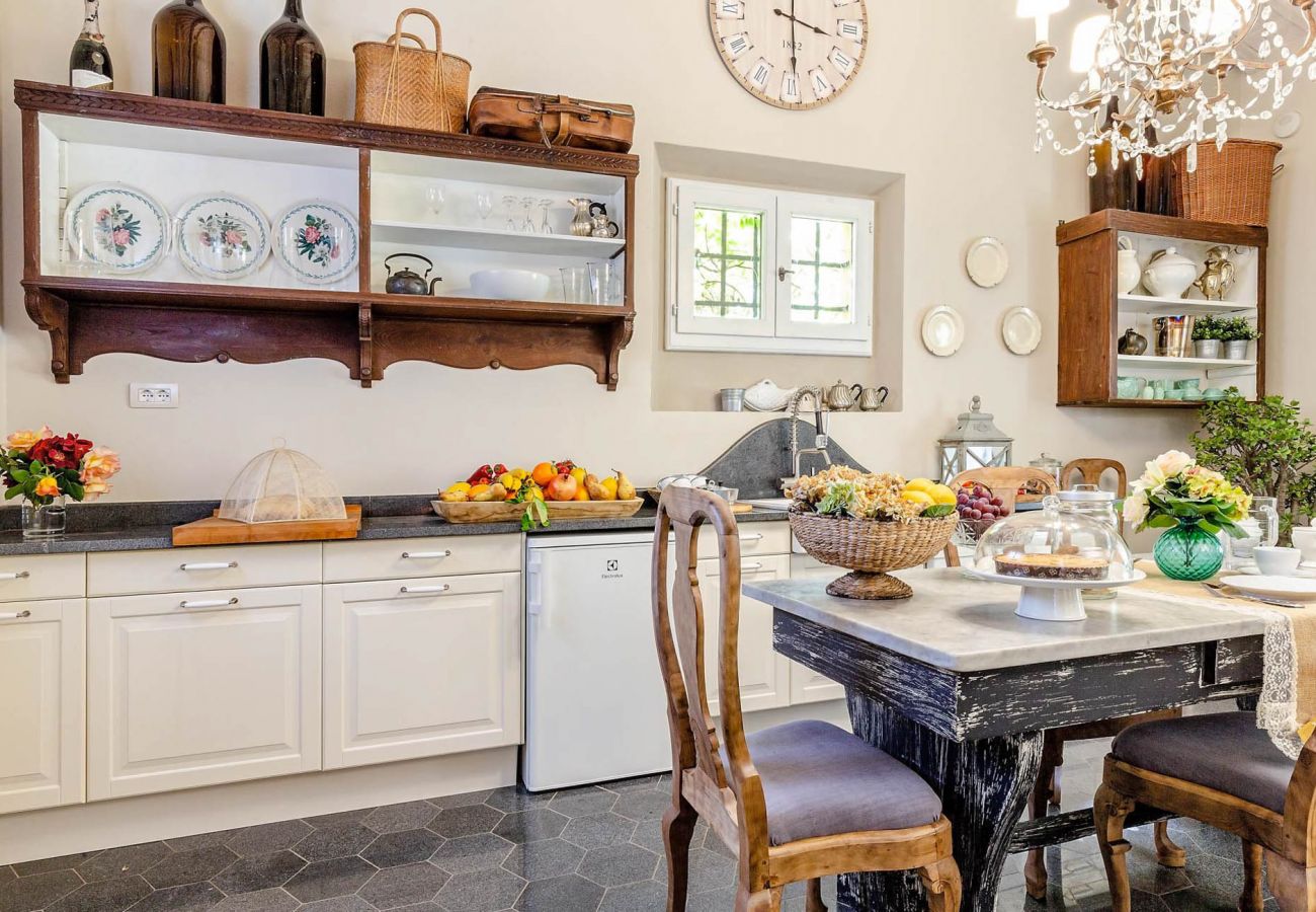 Villa in Pescia - Cottage Nanni Villa in Pescia - Cottage Nanni