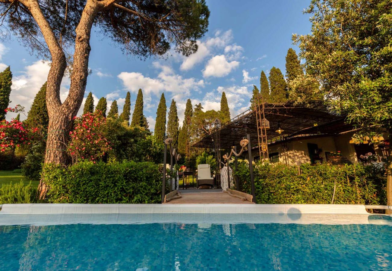 Villa in Pescia - Cottage Nanni Villa in Pescia - Cottage Nanni