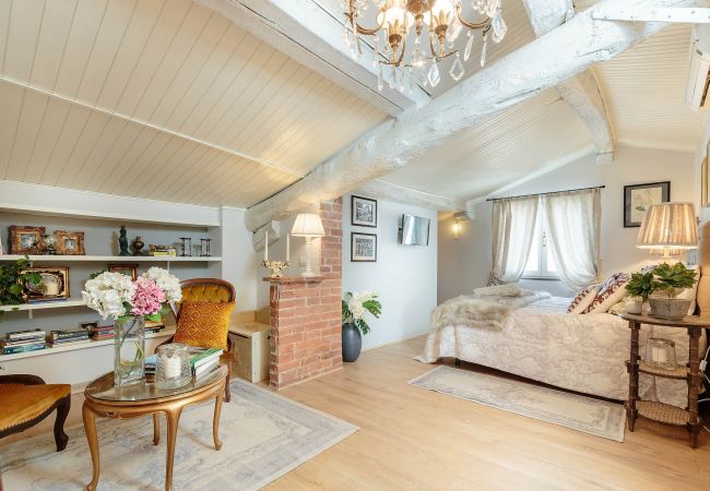 Apartment in Lucca - Casa Rosalba Apartment in Lucca - Casa Rosalba