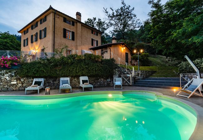Villa in Camaiore - Casolare Dei Colli Villa in Camaiore - Casolare Dei Colli