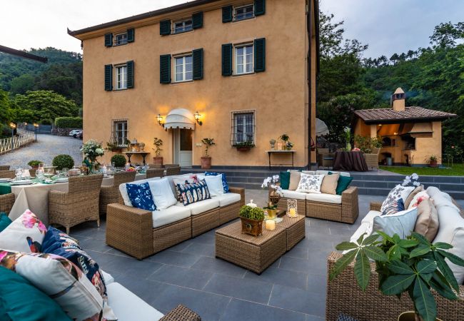 Villa in Camaiore - Casolare Dei Colli Villa in Camaiore - Casolare Dei Colli