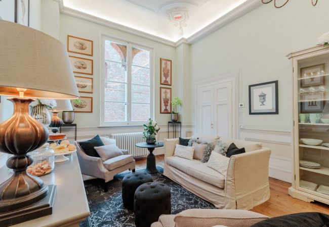 Apartment in Lucca - The Medieval Penthouse | 5 Bedrooms Apartment in Lucca - The Medieval Penthouse | 5 Bedrooms