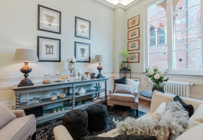 Apartment in Lucca - The Medieval Penthouse | 5 Bedrooms Apartment in Lucca - The Medieval Penthouse | 5 Bedrooms