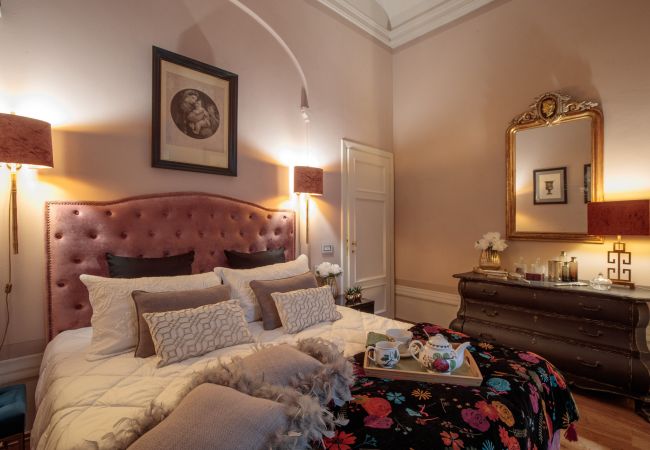 Apartment in Lucca - The Medieval Penthouse | 5 Bedrooms Apartment in Lucca - The Medieval Penthouse | 5 Bedrooms
