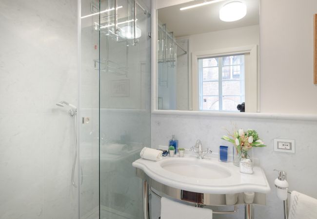 Apartment in Lucca - The Medieval Penthouse | 5 Bedrooms Apartment in Lucca - The Medieval Penthouse | 5 Bedrooms