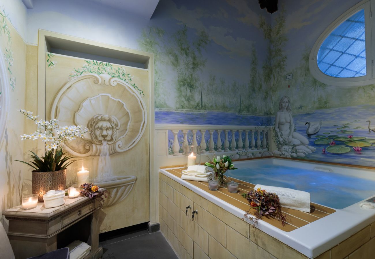 Apartment in Lucca - The Medieval Penthouse | 5 Bedrooms Apartment in Lucca - The Medieval Penthouse | 5 Bedrooms