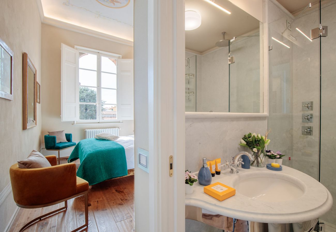 Apartment in Lucca - The Medieval Penthouse | 5 Bedrooms Apartment in Lucca - The Medieval Penthouse | 5 Bedrooms