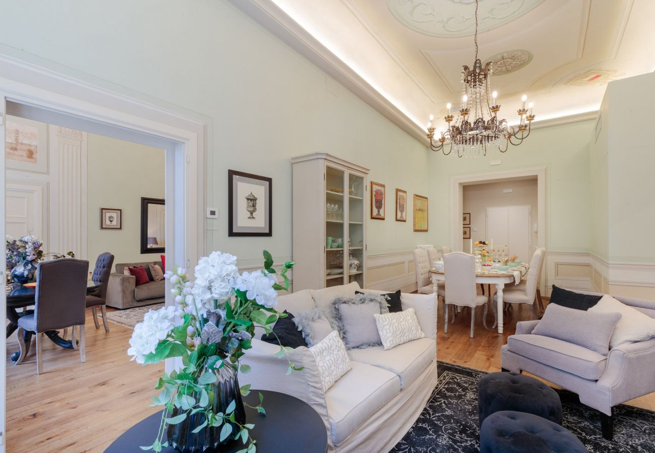 Apartment in Lucca - The Medieval Penthouse | 5 Bedrooms Apartment in Lucca - The Medieval Penthouse | 5 Bedrooms