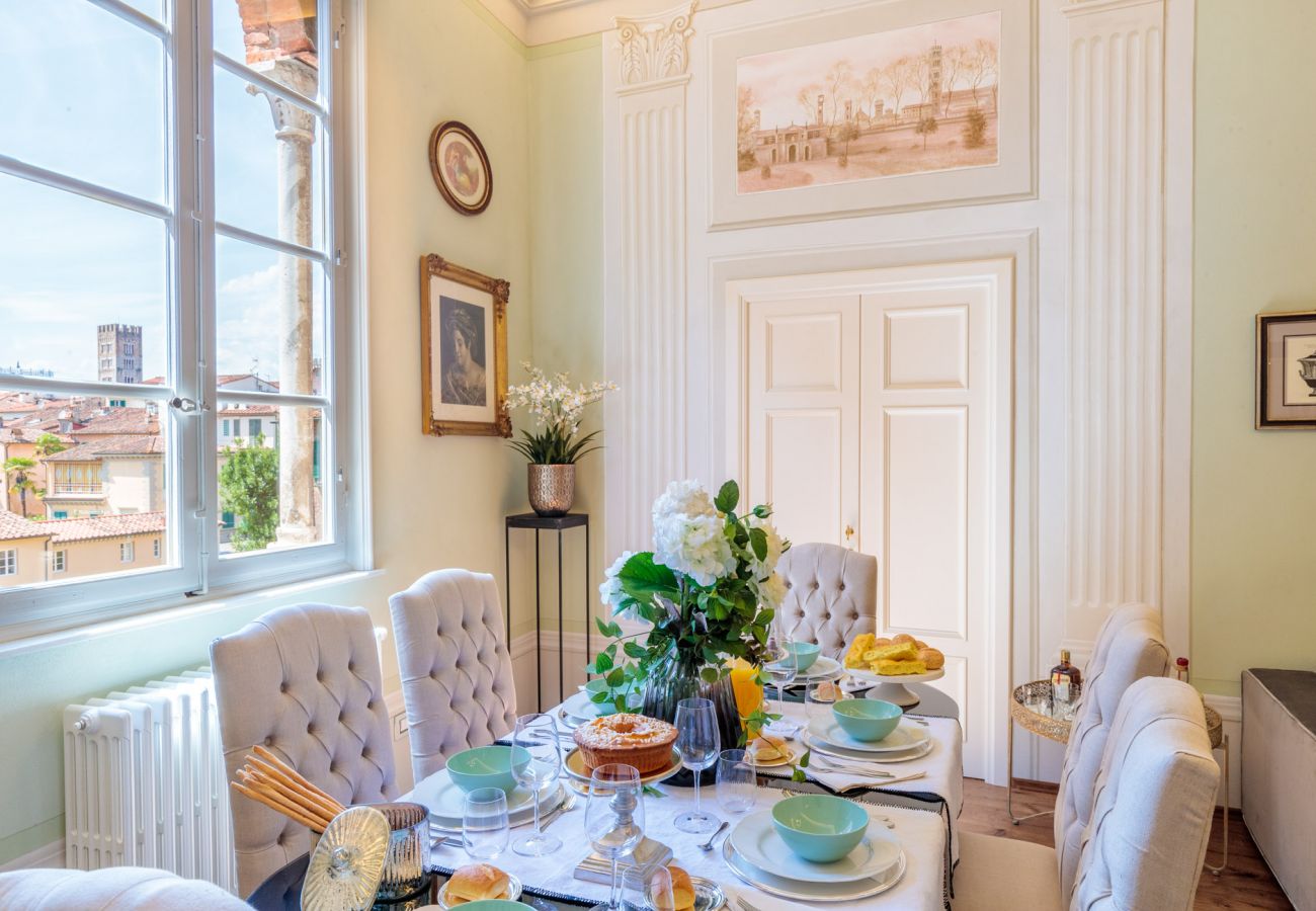 Apartment in Lucca - The Medieval Penthouse | 5 Bedrooms Apartment in Lucca - The Medieval Penthouse | 5 Bedrooms