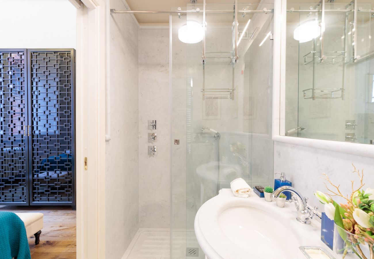 Apartment in Lucca - The Medieval Penthouse | 5 Bedrooms Apartment in Lucca - The Medieval Penthouse | 5 Bedrooms