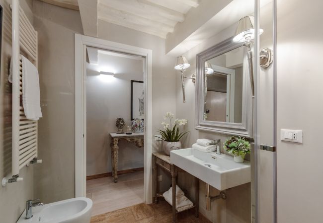 Apartment in Lucca - Casa Blanc Apartment in Lucca - Casa Blanc