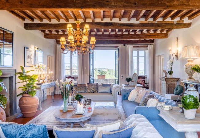 Villa in Capannori - Fattoria Camigliano Wine Estate Villa in Capannori - Fattoria Camigliano Wine Estate