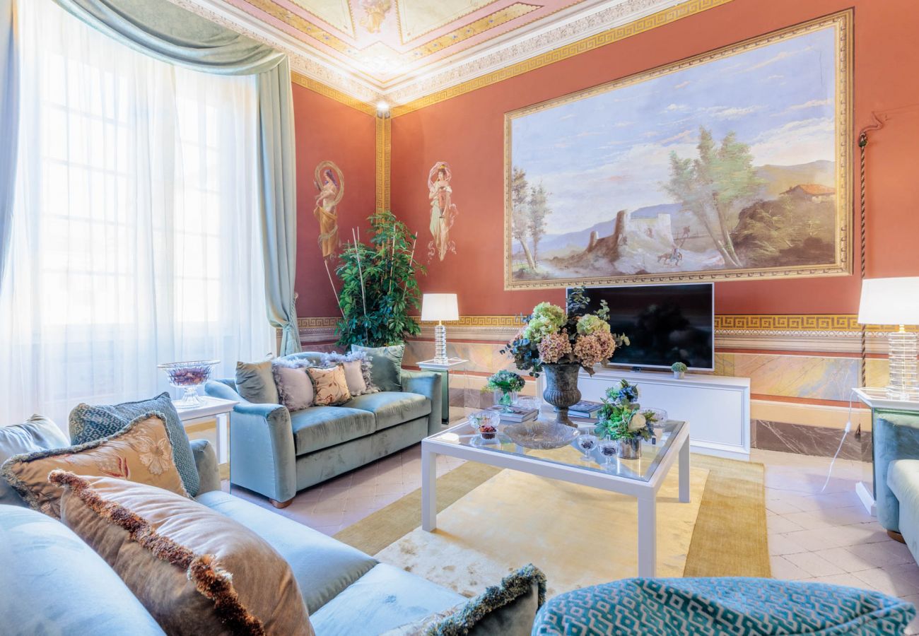 Apartment in Lucca - The Duchess Chambers, the Luxury Grand 3 bedrooms