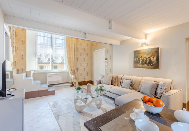 Apartment in Lucca - The Duke's Room
