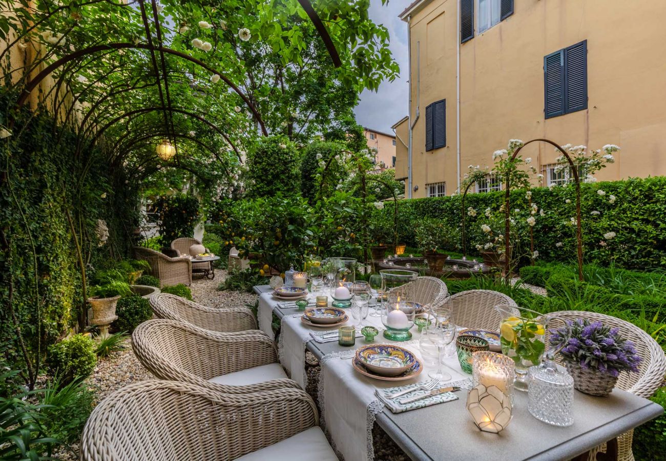 Apartment in Lucca - Casa Vanny, an Apartment with Private Garden Apartment in Lucca - Casa Vanny, an Apartment with Private Garden