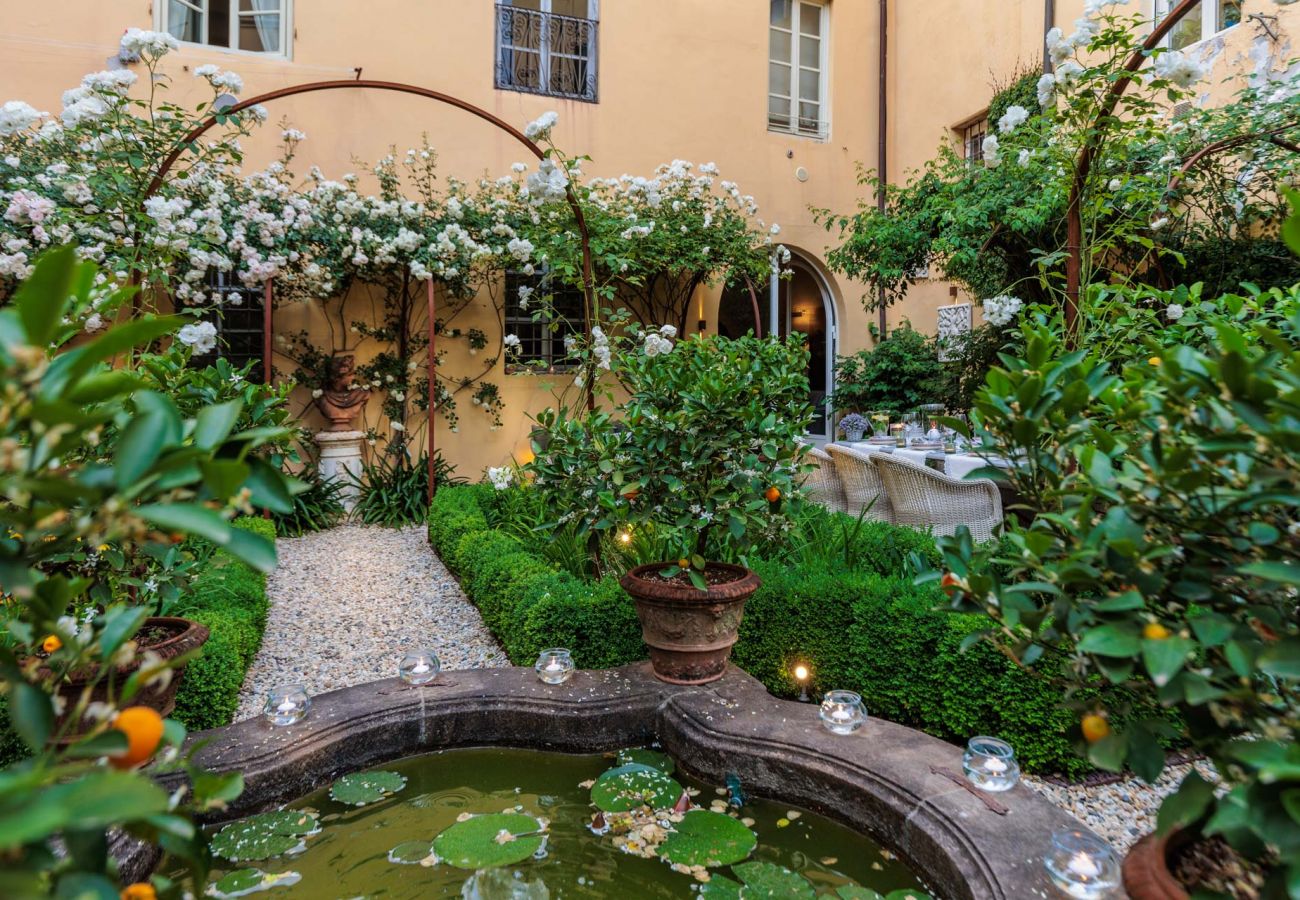 Apartment in Lucca - Casa Vanny, an Apartment with Private Garden Apartment in Lucca - Casa Vanny, an Apartment with Private Garden
