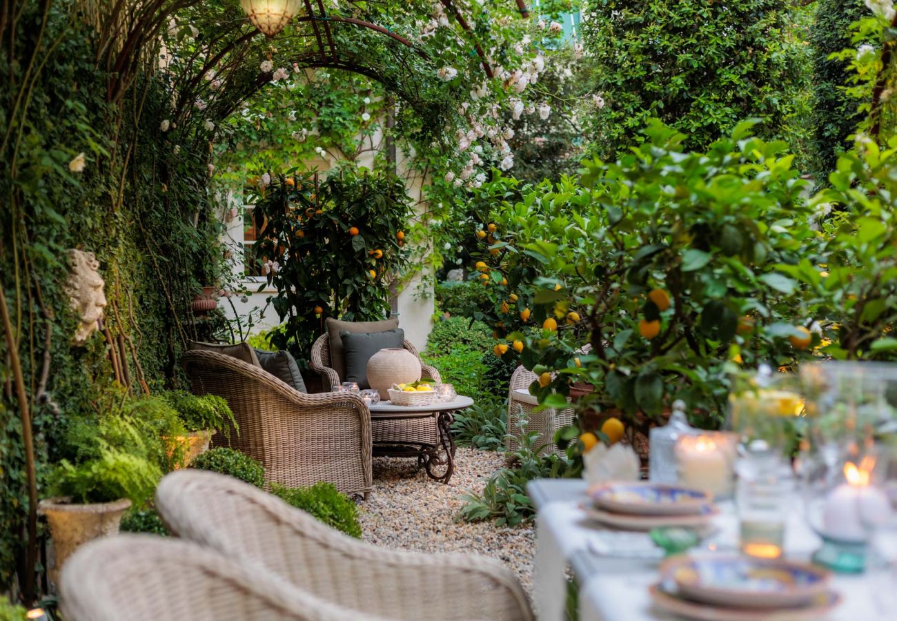 Apartment in Lucca - Casa Vanny, an Apartment with Private Garden Apartment in Lucca - Casa Vanny, an Apartment with Private Garden