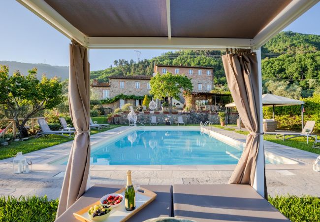 Villa in Lucca - Tuscan Fizz Villa, a Vineyards Retreat Villa in Lucca - Tuscan Fizz Villa, a Vineyards Retreat