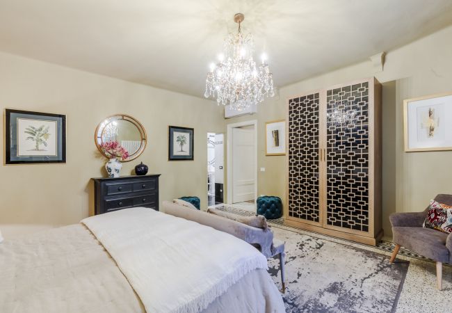 Apartment in Lucca - Vissi D'Arte, an Apartment with Garden Apartment in Lucca - Vissi D'Arte, an Apartment with Garden