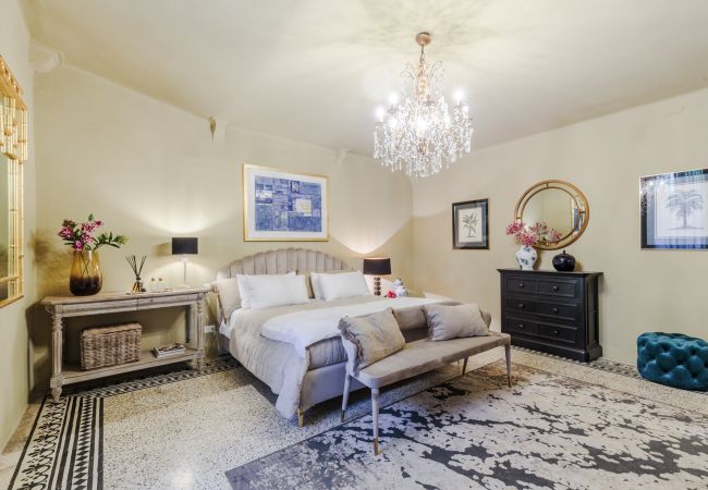 Apartment in Lucca - Vissi D'Arte, an Apartment with Garden Apartment in Lucca - Vissi D'Arte, an Apartment with Garden