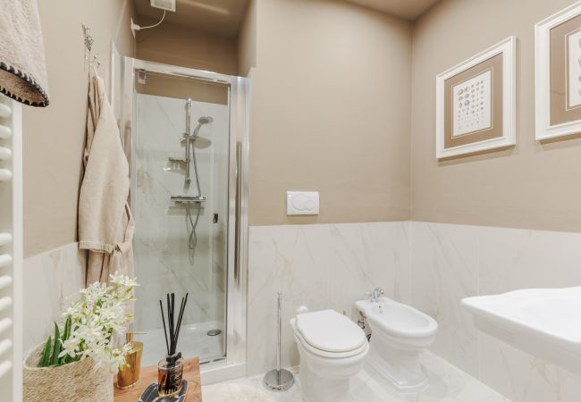 Apartment in Lucca - Vissi D'Arte, an Apartment with Garden Apartment in Lucca - Vissi D'Arte, an Apartment with Garden