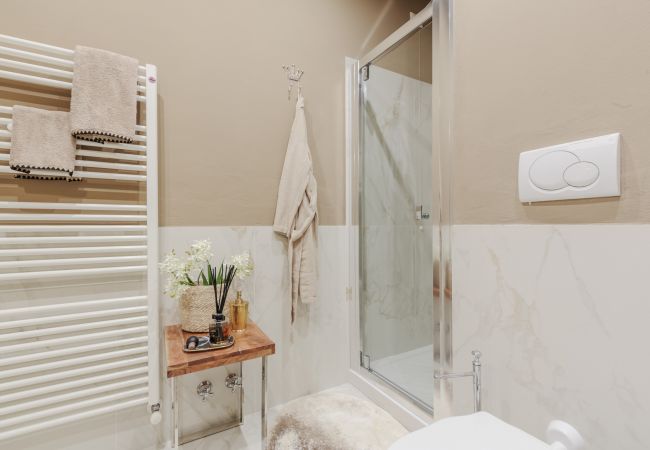 Apartment in Lucca - Vissi D'Arte, an Apartment with Garden Apartment in Lucca - Vissi D'Arte, an Apartment with Garden