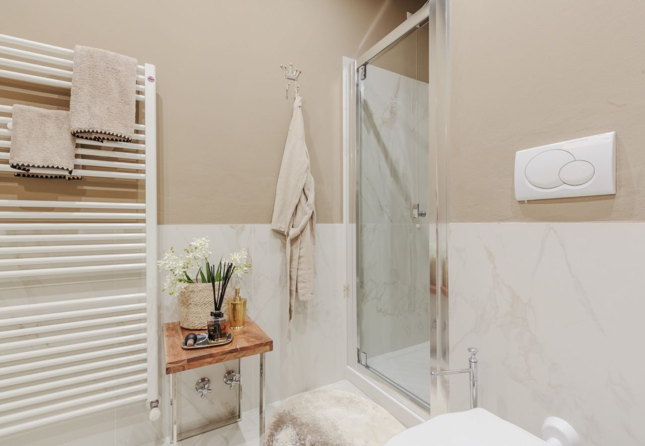 Apartment in Lucca - Vissi D'Arte, an Apartment with Garden Apartment in Lucca - Vissi D'Arte, an Apartment with Garden